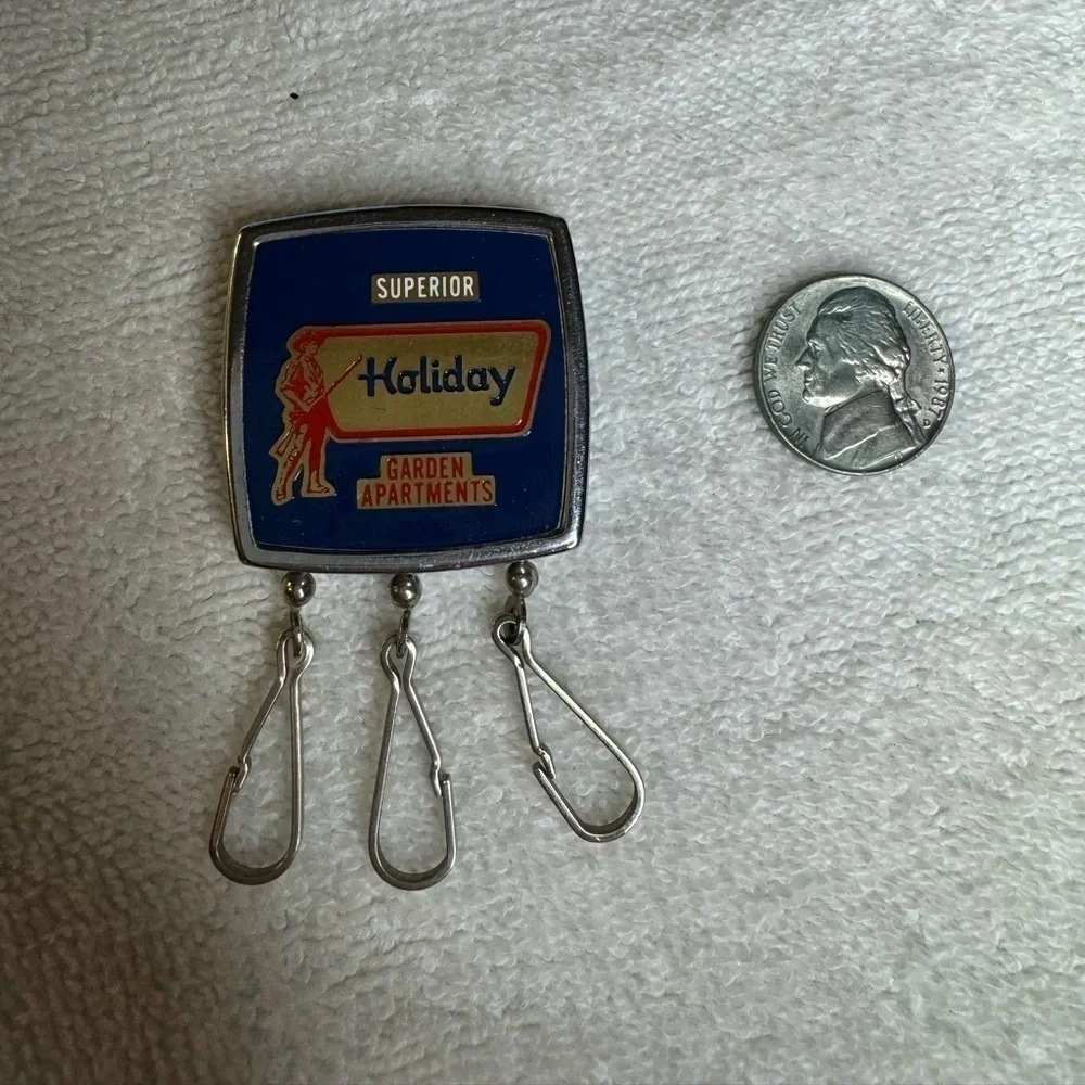 Vintage Holiday Inn Garden Apartment Keychain Circa 1960s